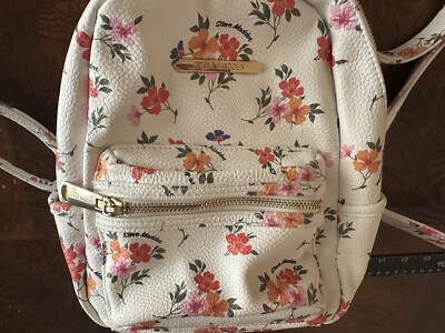 Steve Madden Mini Backpack White Floral Faux Leather 100% PU  display picture 1
