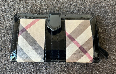 BURBERRY NOVA CHECK FLAP BIFOLD PVC & PATENT LEATHER LONG WALLET