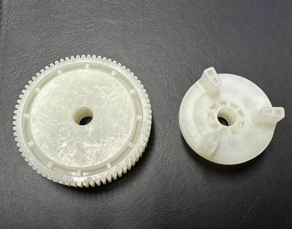 Set window regulator motor gear suitable for Skoda Fabia I station wagon Octavia II station wagon - Image 2 of 4