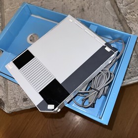 Nintendo Wii Console System in Original Box + 3 Controllers RVL-001 w/ NES Skin