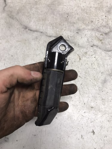 94 Honda CB 250 CB250 Nighthawk right rear back passenger foot rest peg - Picture 11 of 13
