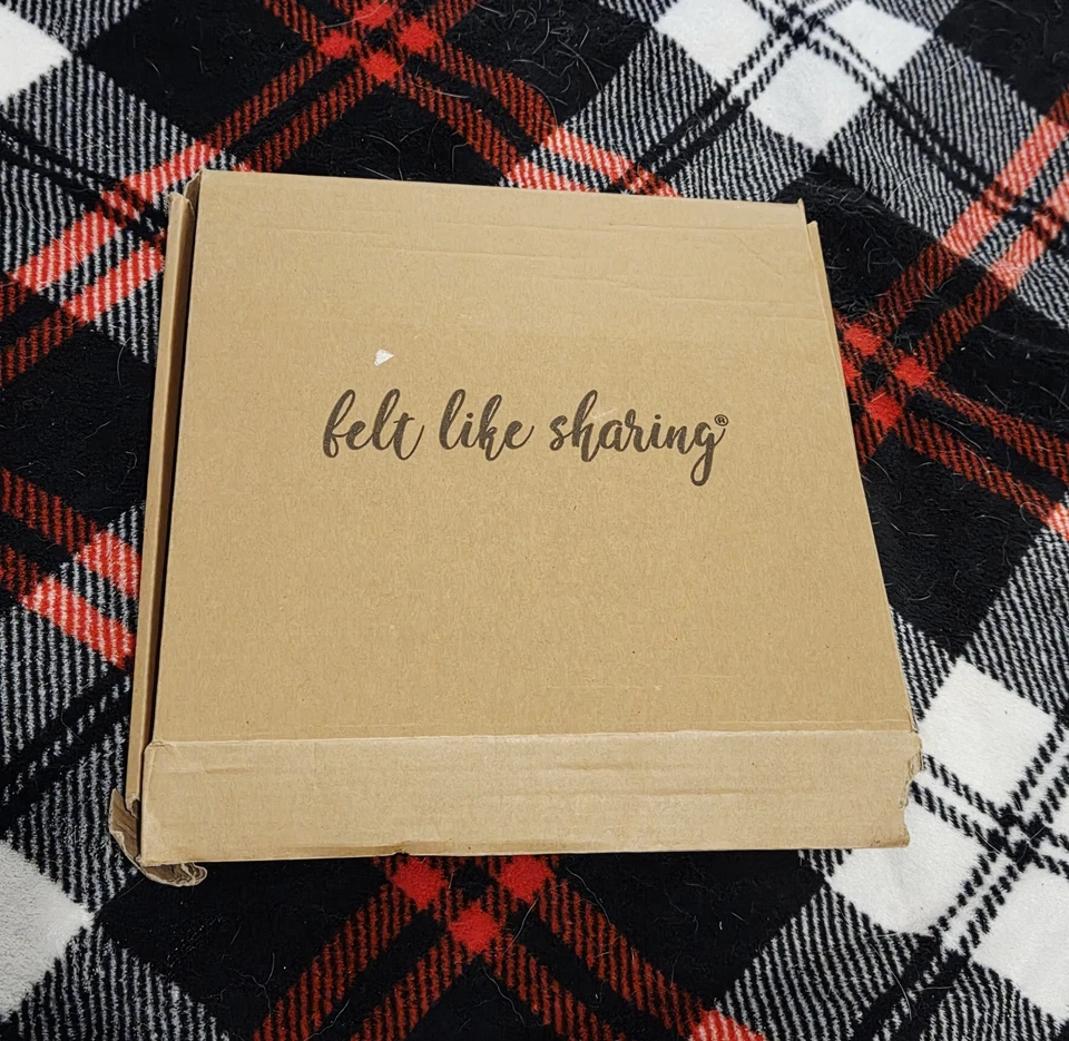 Felt Like Sharing Letter Board, Letters, Letter Bag, Oak Frame - Image 2 of 4