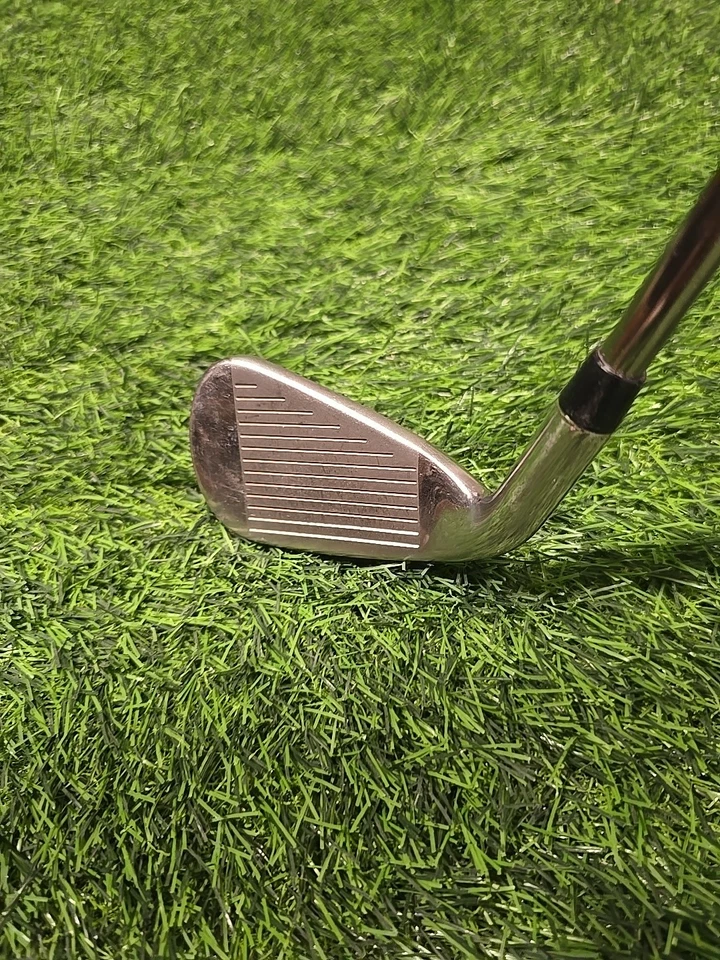 RH Callaway XR 4 iron Regular Flex Graphite shaft Golf Club 39" UPC 313 - Image 2 of 4