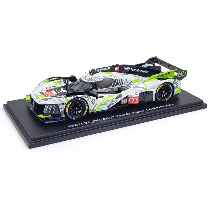 Miniature Spark 1:18 Courage C52 Peugeot A32 N°16 – Le Mans 2000 – Bourdais + Vitrine