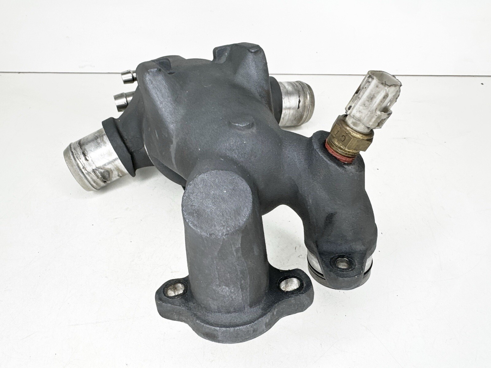 ✅ 2005 - 2016 Aston Martin DB9 Coolant Thermostat Housing Inlet Pump OEM
