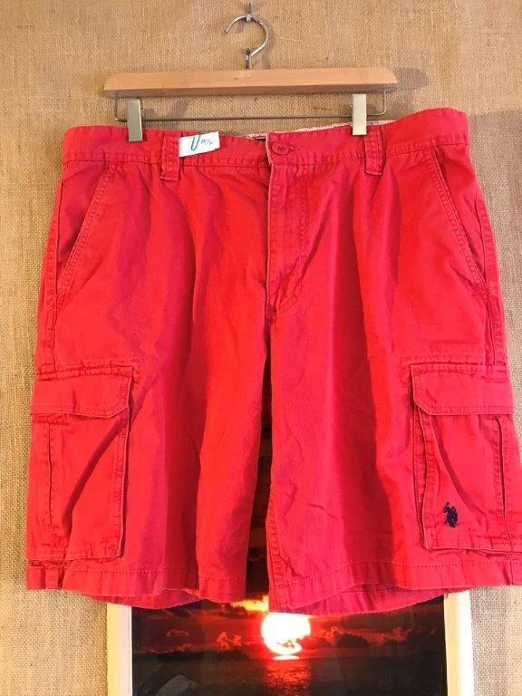 U.S. Polo Assn. men’s red cargo short size W40 x 9.5 solid flat zip fly cotton
