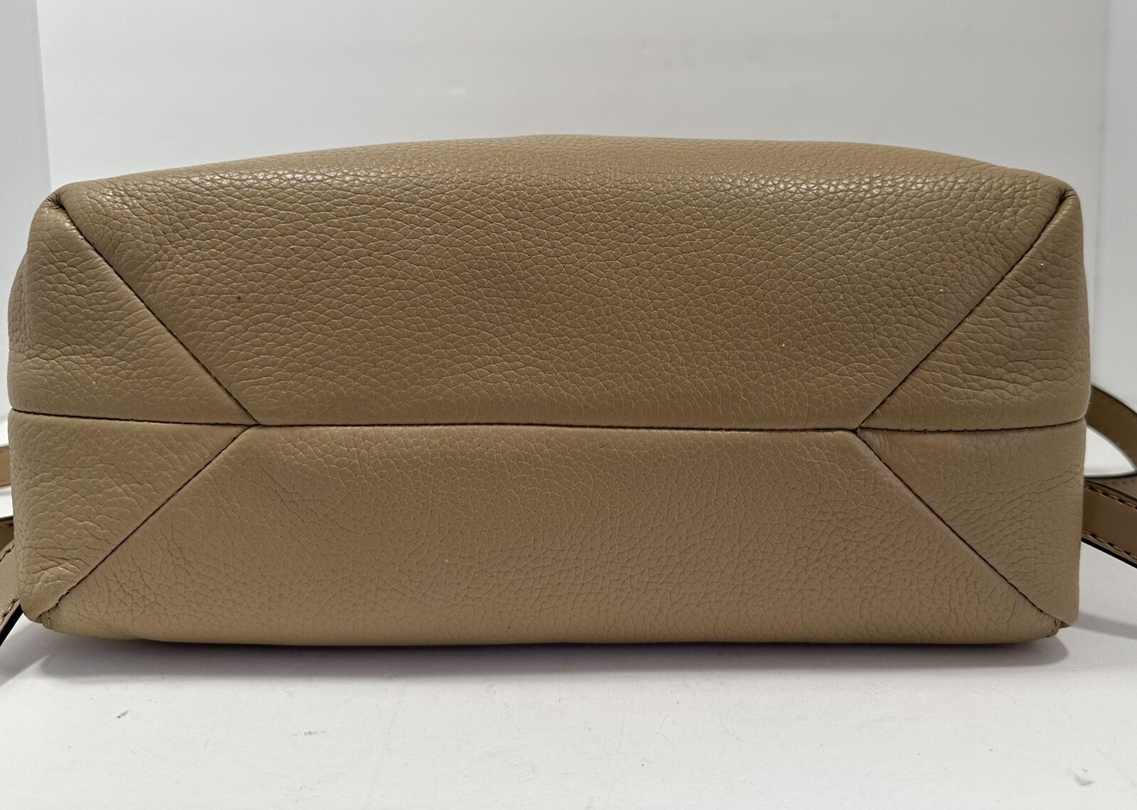 Michael Kors Rhea Zip Medium Slim Backpack Camel/Gold Leather image 9