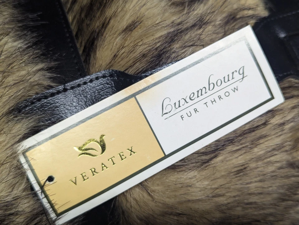 Manta de piel sintética Veratex de colección ropa de cama ’n Things Luxembourg Fawn 54x60 nueva con etiquetas Foto 3 de 4