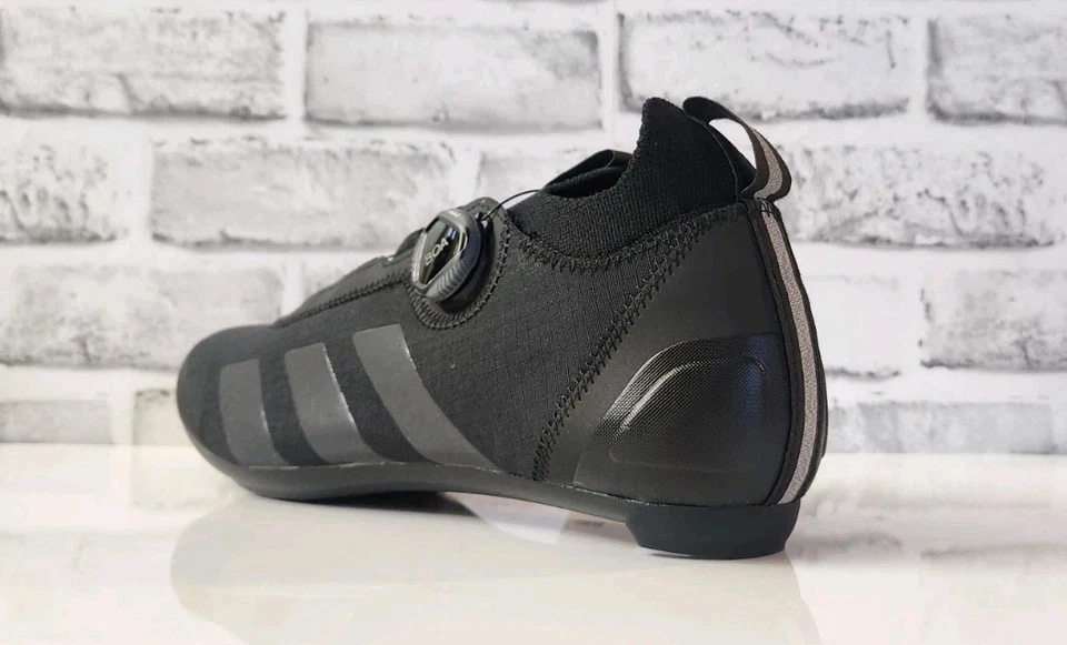 NUEVO Adidas Parley x The Road BOA Negro Zapatos de Ciclismo Para Hombre Talla 6 GW6266 Foto 3 de 4