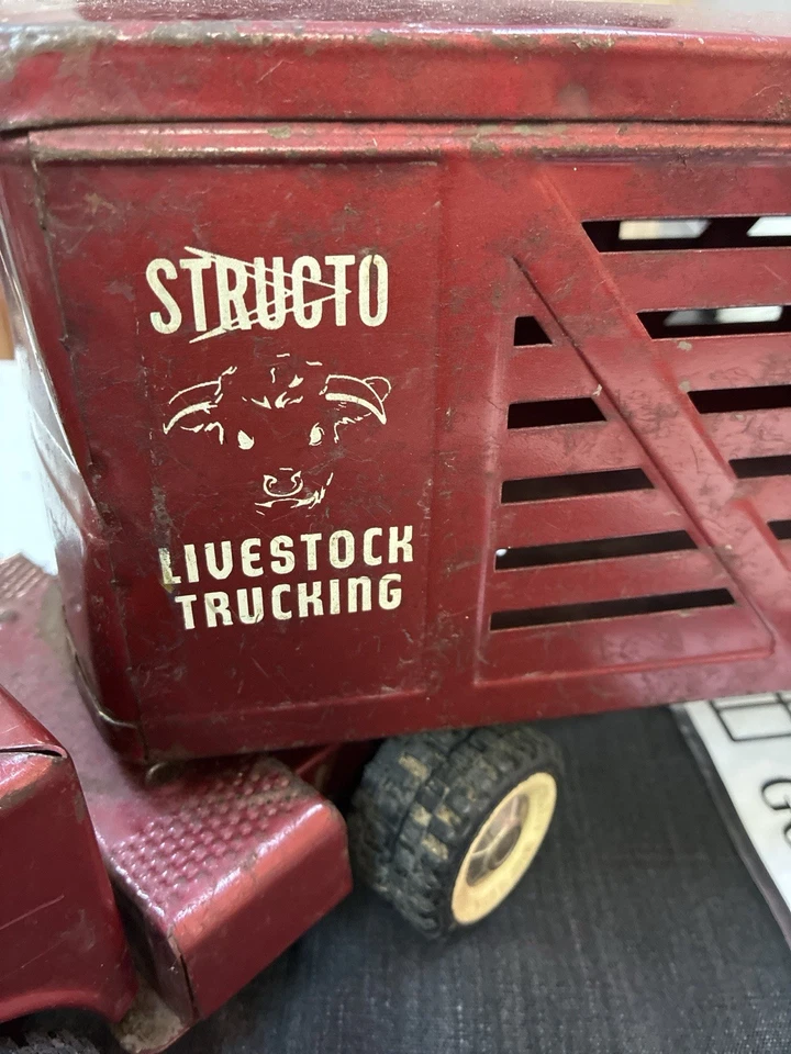 Vintage Structo Livestock Trucking Hauler Pressed Steel Toy Truck 1960s USA - Image 2 of 4