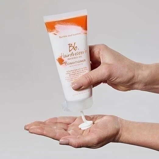 Acondicionador de aceite invisible para peluquería Bumble and Bumble 6,7 fl oz Foto 3 de 4