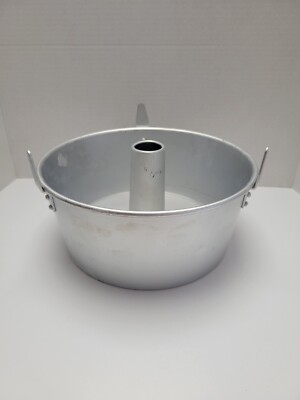 Vintage Wilton Aluminum Performance Two Piece Angel Food Cake Bake Pan w 3 Legs