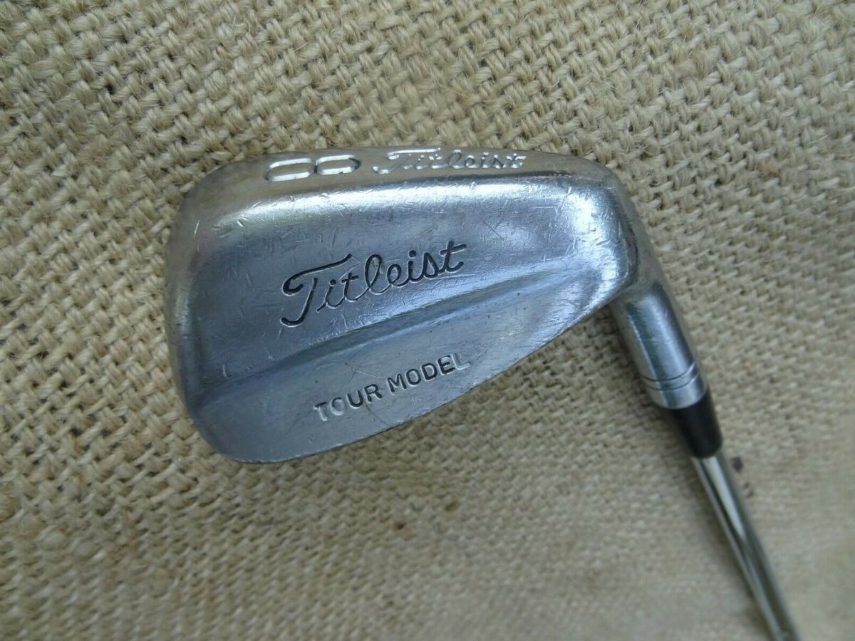 Titleist Tour Model 6 Iron Regular Steel Shaft Titleist Grip Titleist Tour Model 6 Iron Regular Steel Shaft Titleist Grip