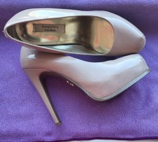 VERA WANG NUDE STILETTOS Shiny Patent 5" Heels WORN ONCE Size 7M + FREE SHIPPING