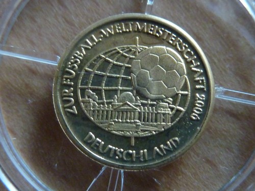 Goldmedaille Deutschland Fußball Weltmeisterschaft 2006 , 585/1000 , 0,71 g.