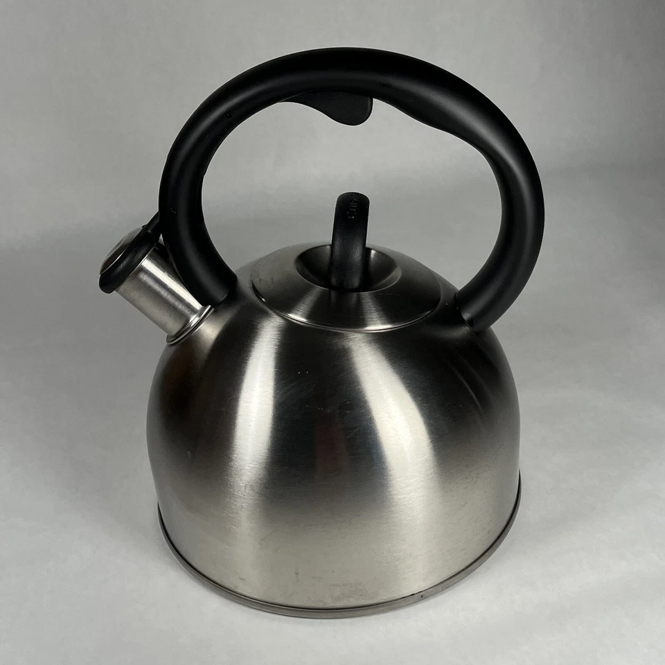 Stainless Steel Cuisinart WHISTLING Tea Kettle w/Black Handle - 2 Quart - Image 2 of 4