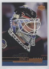 1999-00 Upper Deck Robert Esche #101 md3