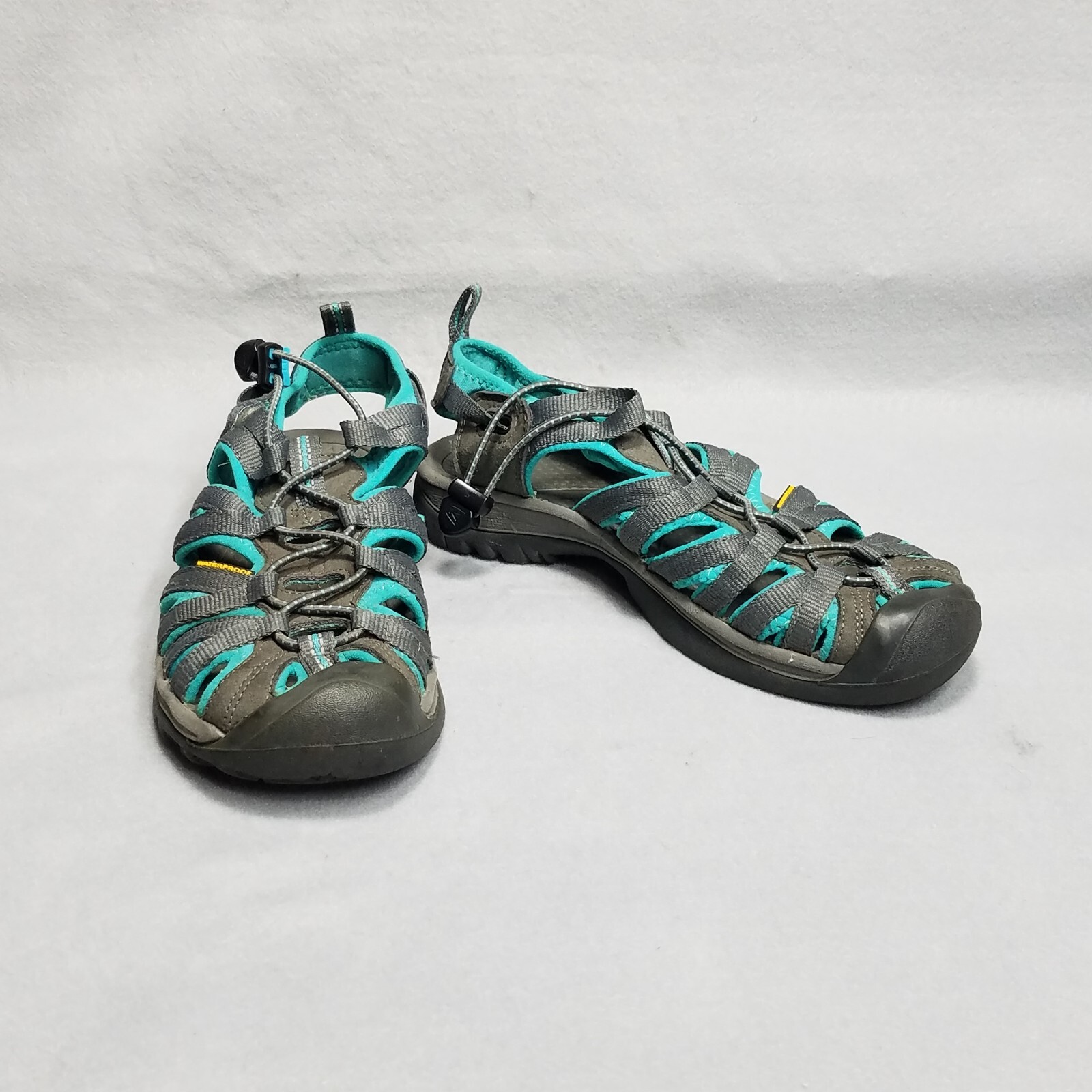 Sandali donna KEENS Whisper taglia 7 verde grigio impermeabili stringati elasticizzati