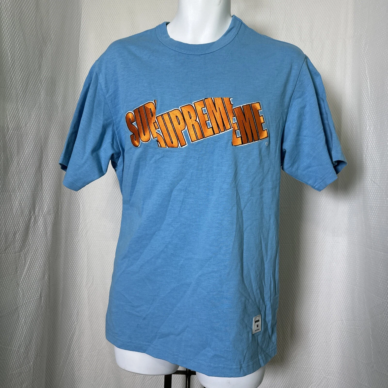 Supreme   T shirt logo brodé coupé   Bleu   Taille : M