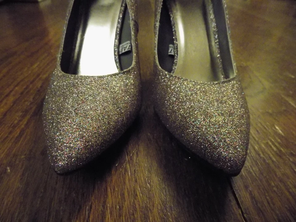 Sexy MOSSIMO SPARKLE Brillo Arco Iris 4" Tacones Altos Zapatos Punta Punta Clásicos 7 Foto 4 de 4