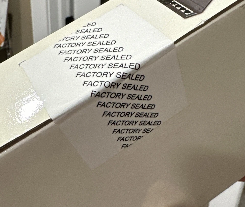 Interlogix MC-4TX1FXMM-2KM 4-Port FE to 1-Port MM Fiber Port Industrial Switch - Image 2 of 3