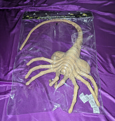 NECA Alien Life-Size Facehugger Foam Prop Replica New Unopened | eBay