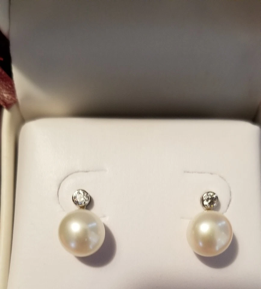 New Helzberg Sterling Silver 925 7mm Pearl abd CZ Post Pierced Earrings - Image 3 of 4