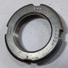 1 NEW SKF KM5 LOCKNUT BEARING NNB MAKE OFFER