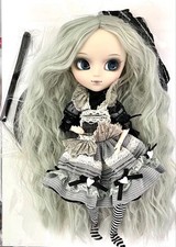 Pullip Romantic Alice Monochrome Doll Fashion...