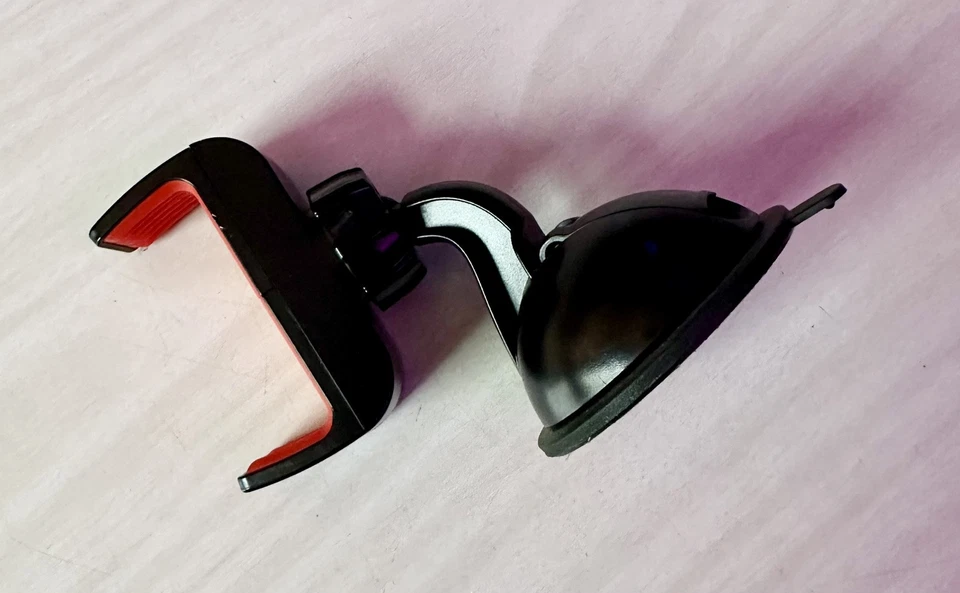 Universal Adjustable Car Phone Mount Strong Suction Cup, 360° Rotation - Image 3 of 4