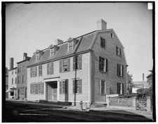 Photo:Stoodley's Tavern, Portsmouth, N.H.