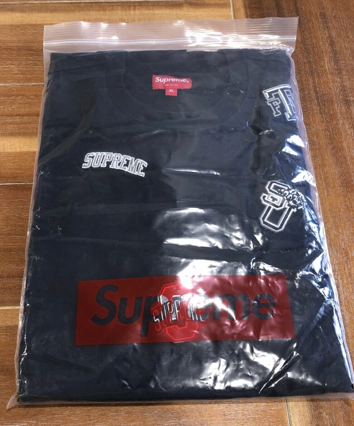 Tee shirt noir manches courtes Supreme University taille XL neuf