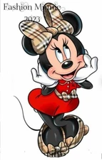 SET DE ARETITOS  CHARM DE MINIE M 3 PAR DD ARETES  EN COLOR SILVER.