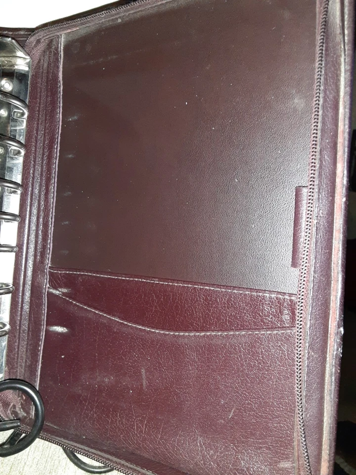 Franklin Covey Cuero Genuino Planificador Carpeta Borgoña 7 Anillos Cremallera Alrededor EE. UU. Foto 3 de 4