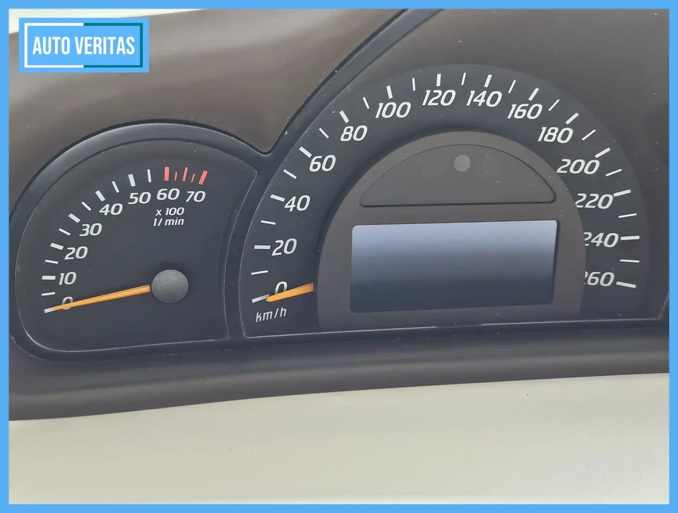 Original Mercedes W203 CL203 Tacho Tachometer instrument cluster A2035408111 - Image 2 of 4