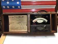 Vintage Weston Portable AC and DC Voltmeter Model 18 