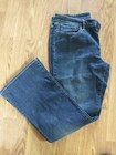 EUC Levis Bold Curve Classic Boot Cut Womens Jeans Size 16/33 Blue Dark Wash — photo 3