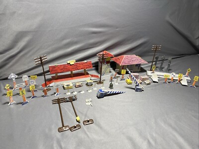 VTG Blue Ridge Model Belleville Railroad Station Accessories Set