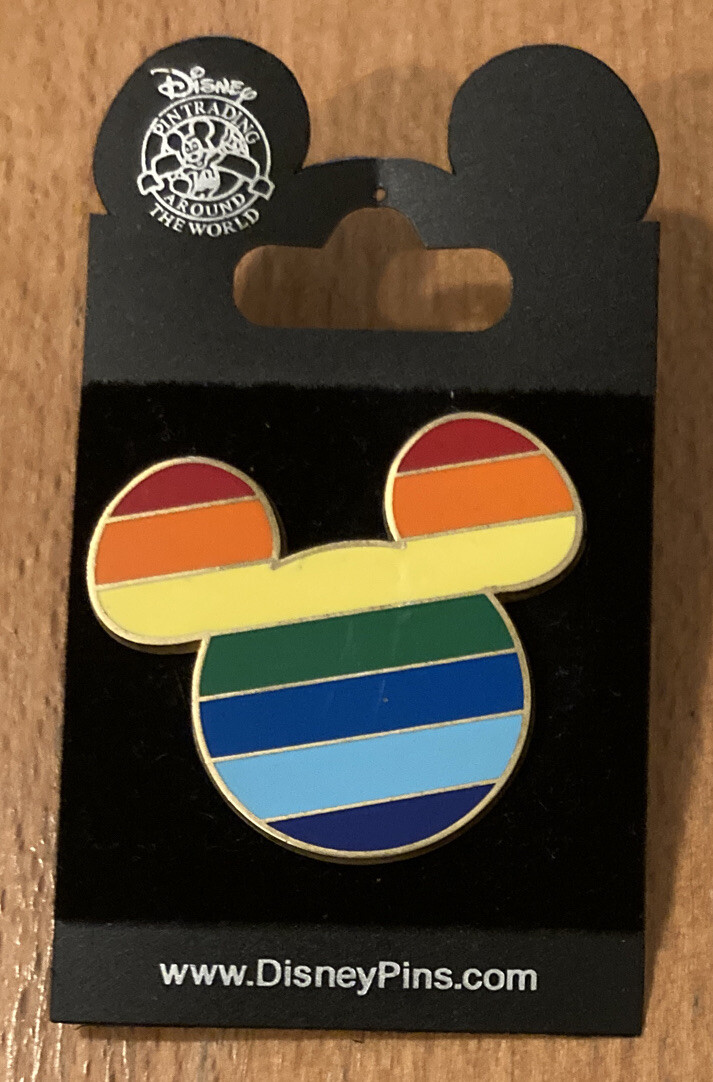 Disney Pin Trading Rainbow Mickey