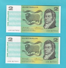 #T48. PAIR UNC 1976 AUSTRALIAN KNIGHT/ WHEELER  PAPER $2 BANKNOTES #JAN 827051/2