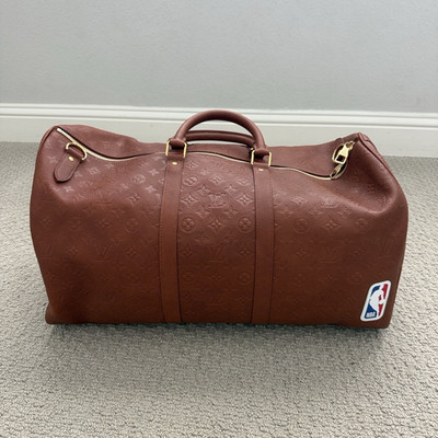 Louis Vuitton x NBA Keepall Bandoulière 55 in Ball Grain Leather