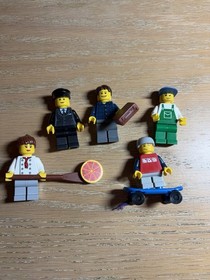 LEGO CITY: City Corner (7641) 100% Complete Preowned With All Manuals & Minifigs