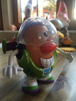 Disney Store Pixar Toy Story Charly Naseweis Kartoffel Toy Story Zubehör 16 tlg.