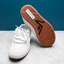 VANS Men's Low Top Lace Up Sneakers White Solid Gum Rubber Sole New