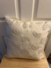 Ralph Lauren Mirabeau Paisley Cream Silk Decorative Throw Bed Pillow 20x20
