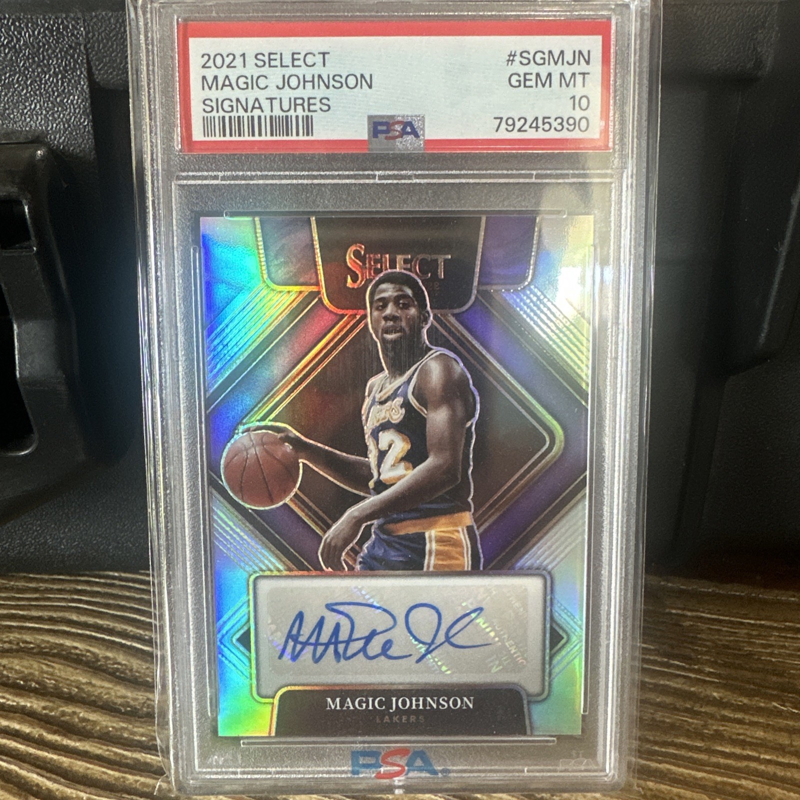 2021 Select Magic Johnson Signatures Autograph Card Lakers Numbered /199 PSA 10 