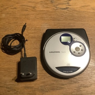 Tragbarer CD Player Grundig CDP 4300 Squixx, funktionsfähig, Travel-Tasche