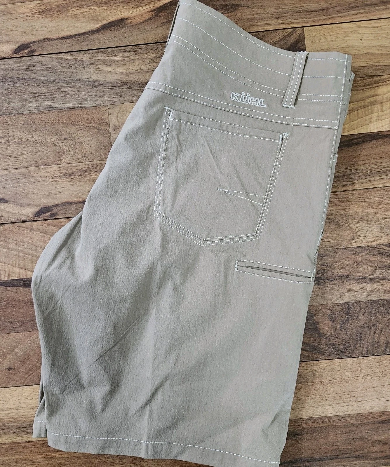 Kuhl Radikl Shorts UV Protection Fossil Beige Size 36 Euc