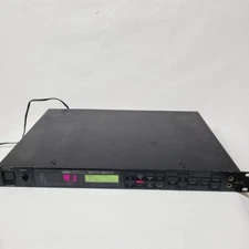 YAMAHA PROFESSIONAL MULTI-EFFECT PROCESSOR SPX900 - Simple operation confirmed