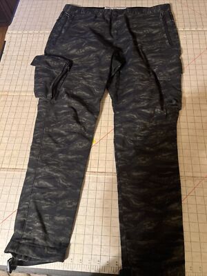 Kith Twill Cargo Mercer III Men’s Size 36 Men's Camo Authentic